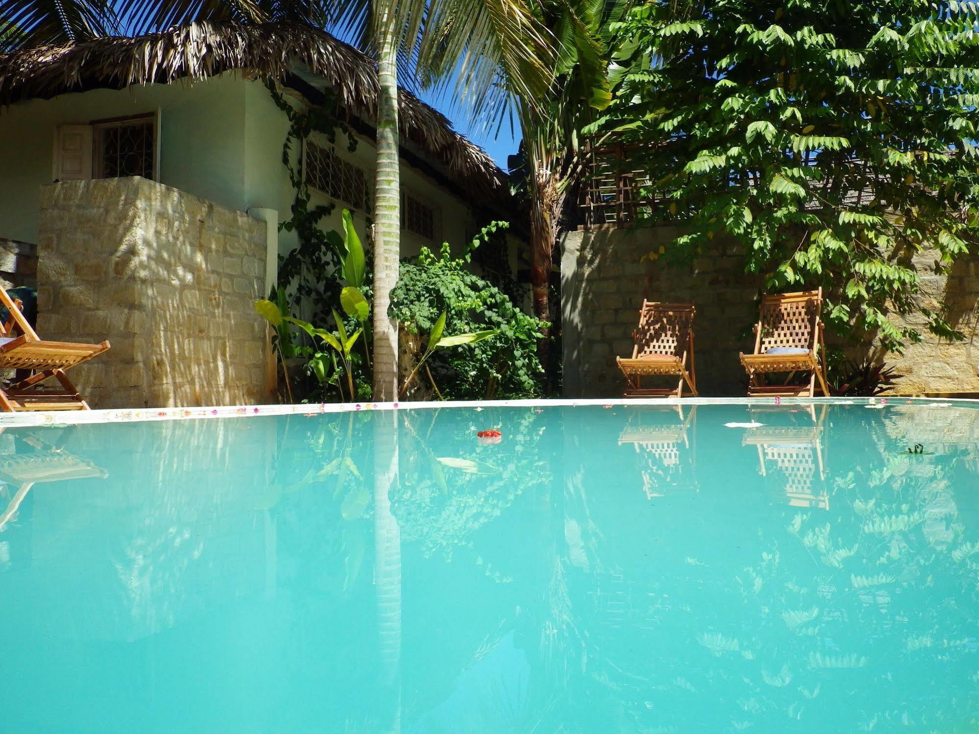 Nosy Be Hotel & Spa Ambaro Exterior foto